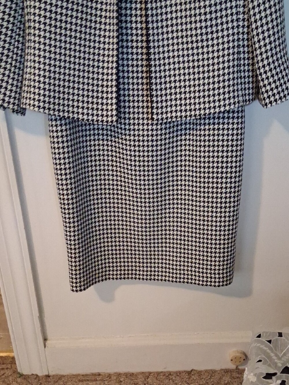 Kasper Black and White Houndstooth Blazer and Dress - Picture 13 of 16